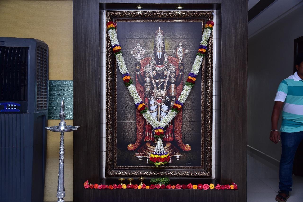 Iroomz Dwaraka Residency Bellary Buitenkant foto