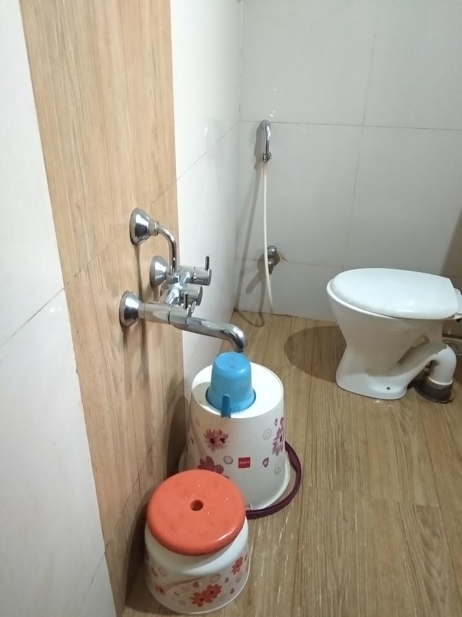 Iroomz Dwaraka Residency Bellary Buitenkant foto